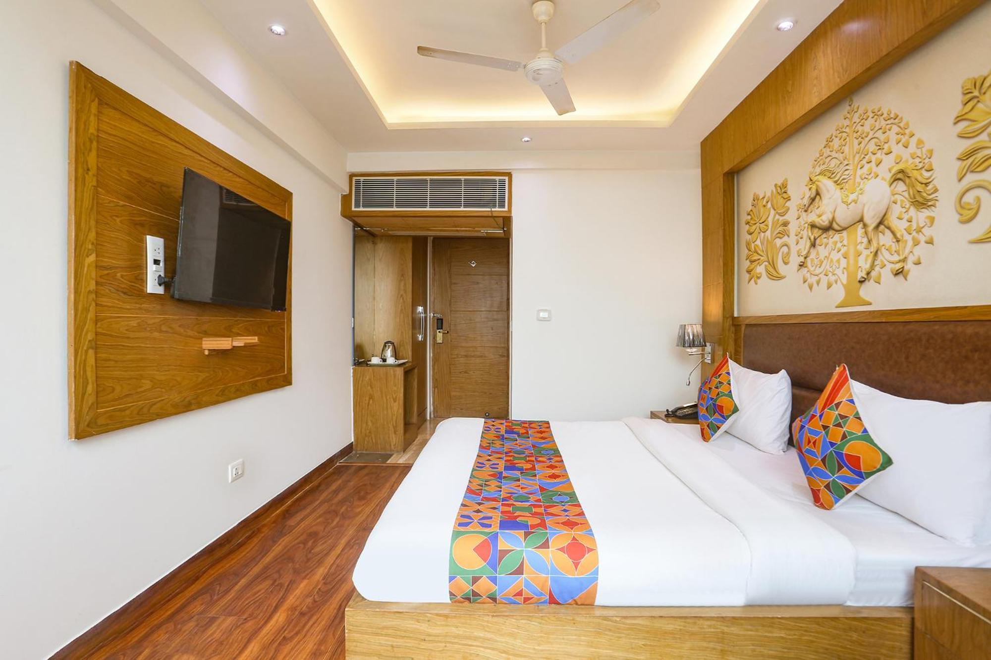 Fabhotel Prime Star 17 - Nr Yashobhoomi Convention Centre Делхи Екстериор снимка