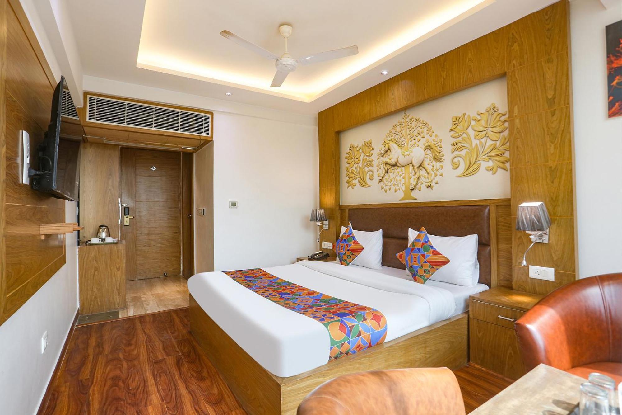Fabhotel Prime Star 17 - Nr Yashobhoomi Convention Centre Делхи Екстериор снимка