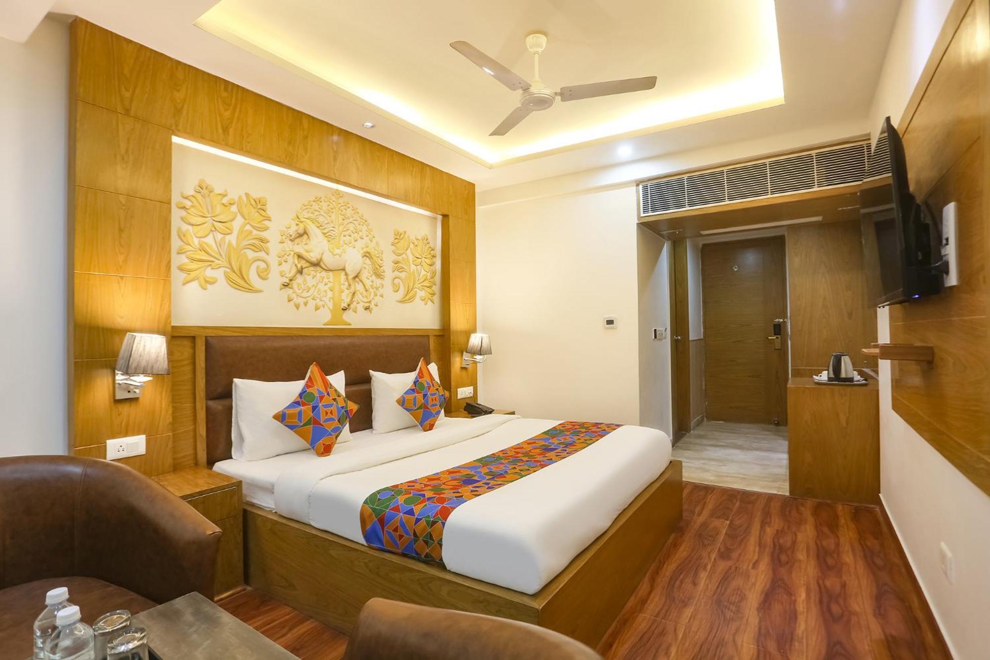 Fabhotel Prime Star 17 - Nr Yashobhoomi Convention Centre Делхи Екстериор снимка