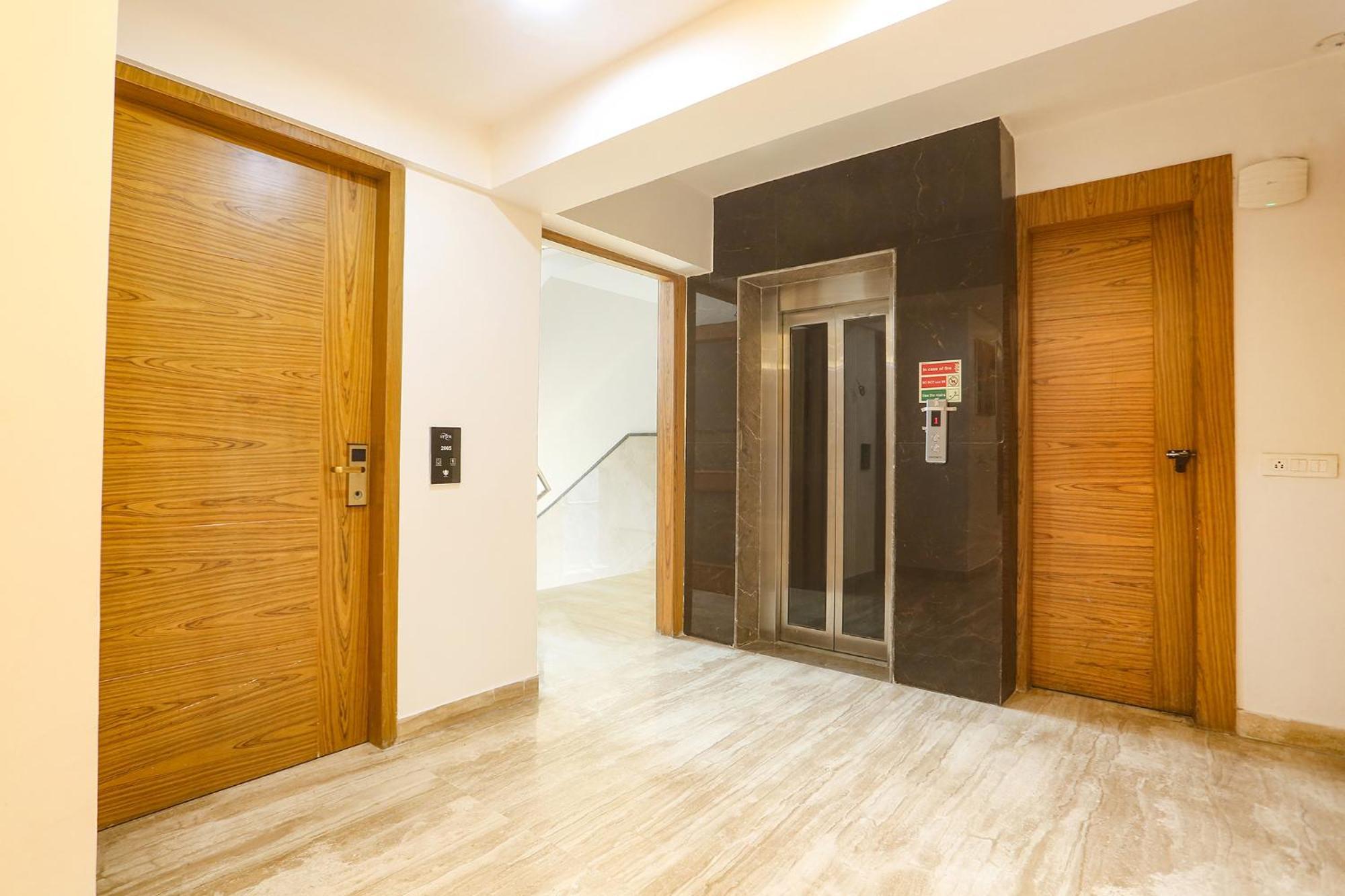 Fabhotel Prime Star 17 - Nr Yashobhoomi Convention Centre Делхи Екстериор снимка