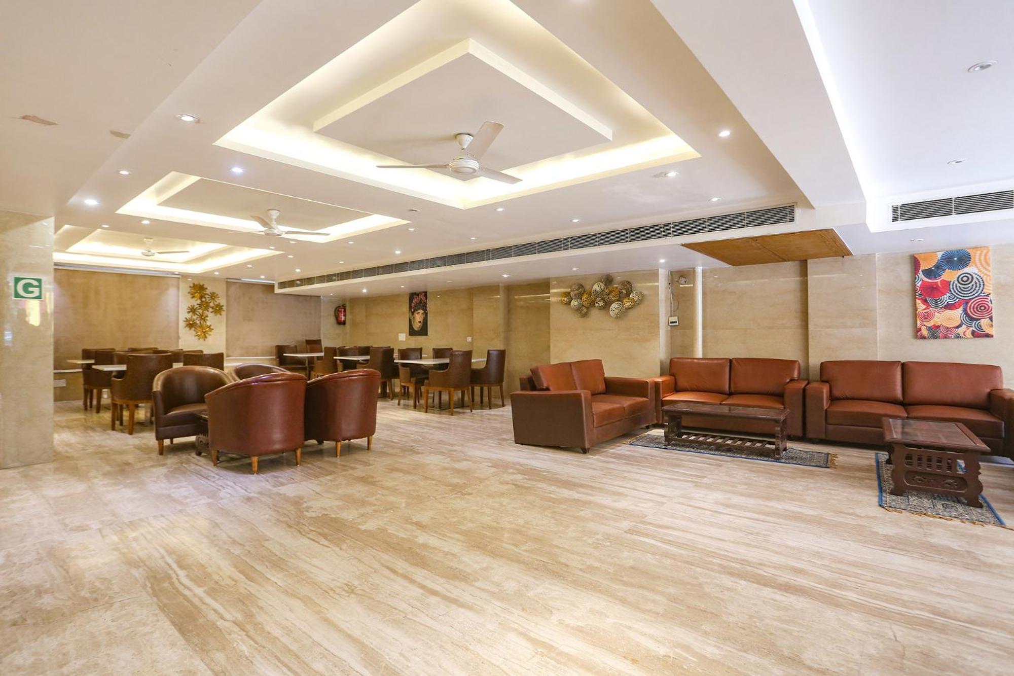 Fabhotel Prime Star 17 - Nr Yashobhoomi Convention Centre Делхи Екстериор снимка