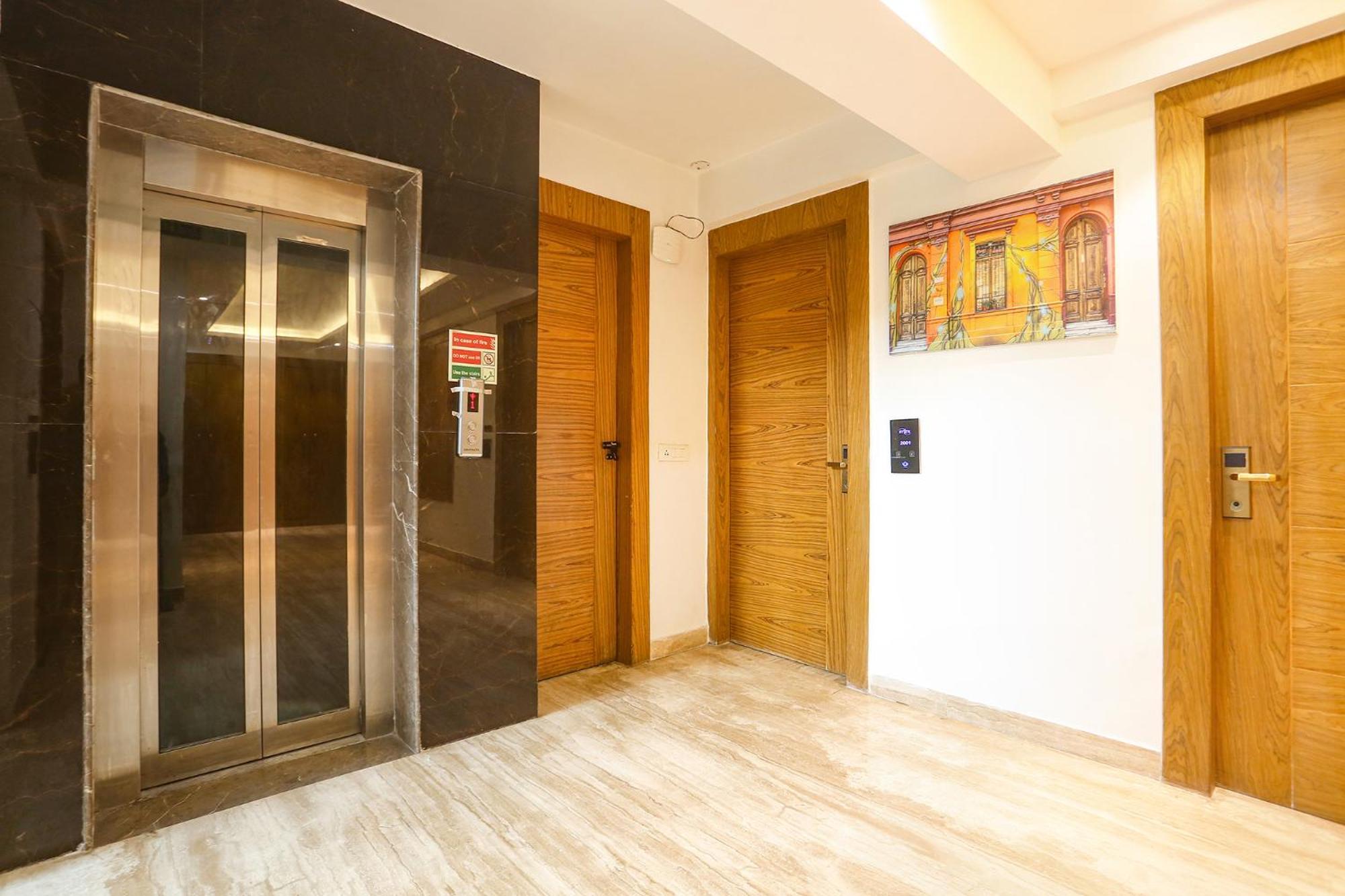 Fabhotel Prime Star 17 - Nr Yashobhoomi Convention Centre Делхи Екстериор снимка