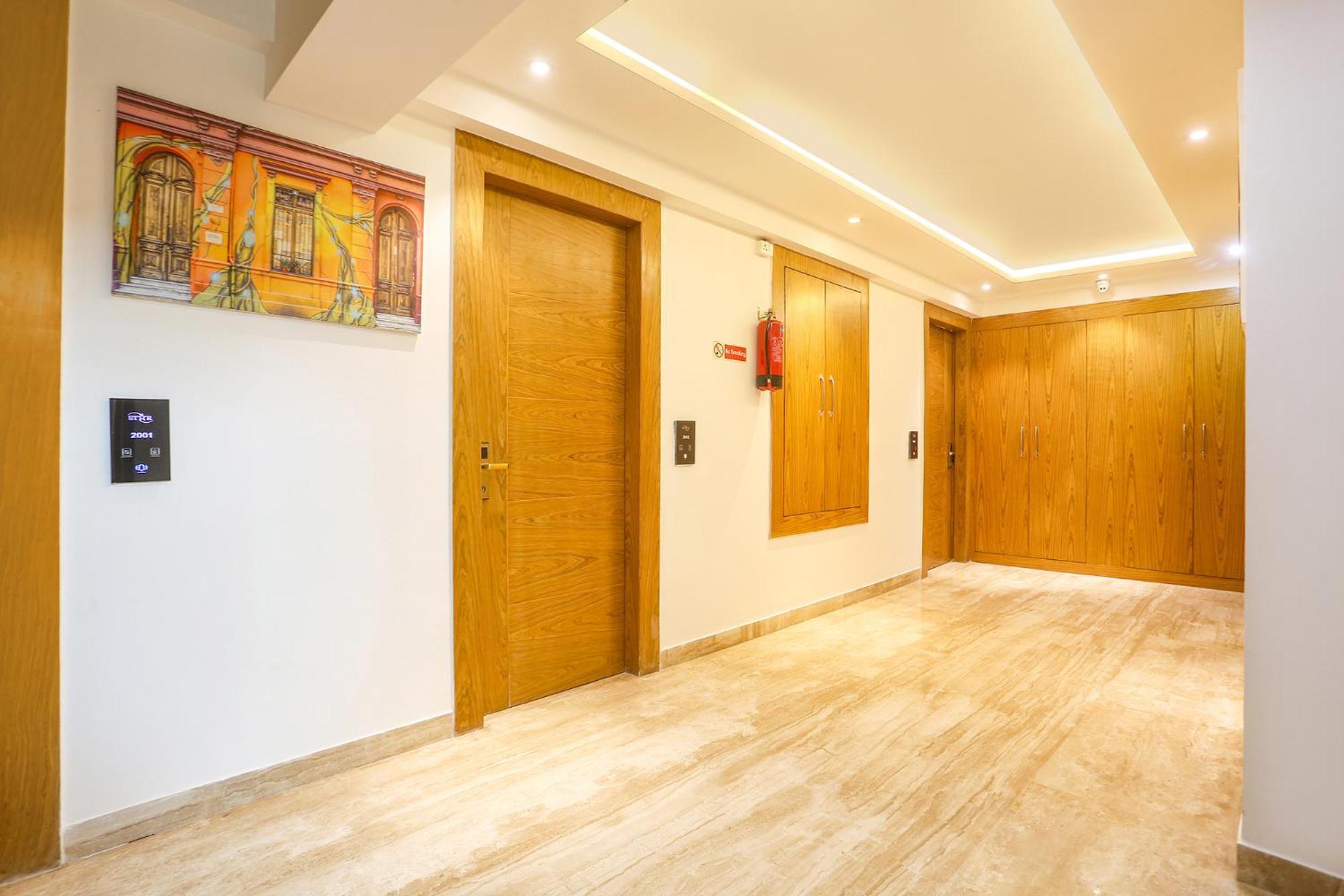 Fabhotel Prime Star 17 - Nr Yashobhoomi Convention Centre Делхи Екстериор снимка
