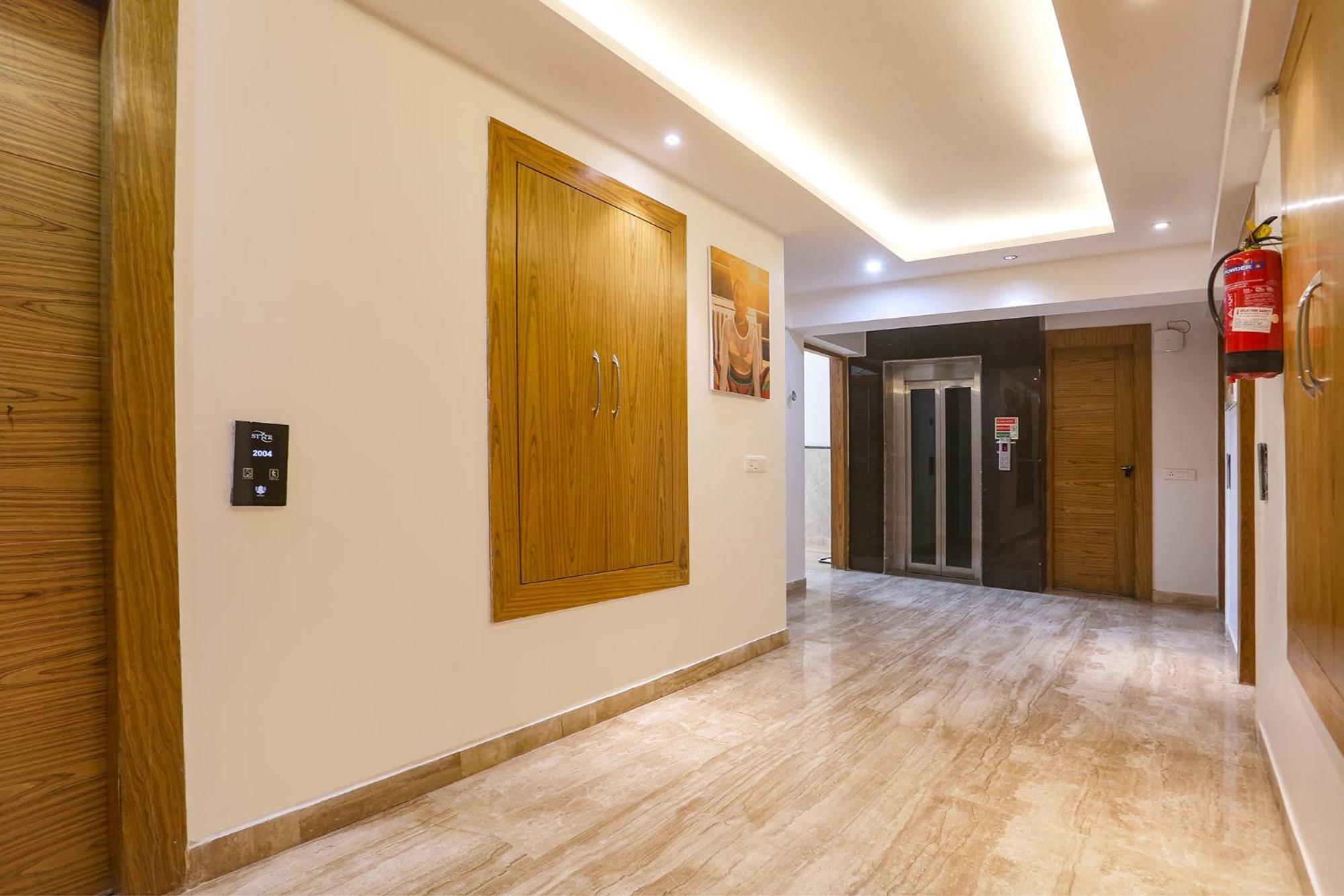 Fabhotel Prime Star 17 - Nr Yashobhoomi Convention Centre Делхи Екстериор снимка