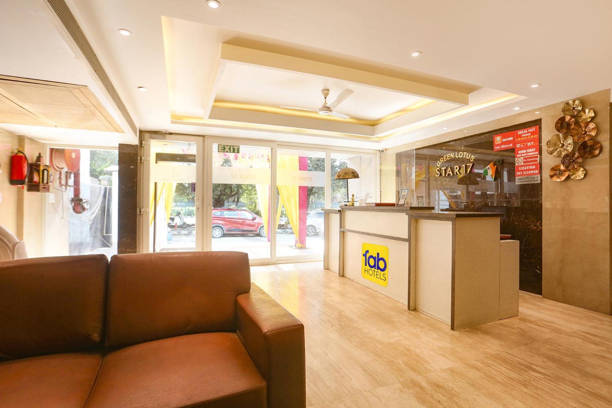 Fabhotel Prime Star 17 - Nr Yashobhoomi Convention Centre Делхи Екстериор снимка